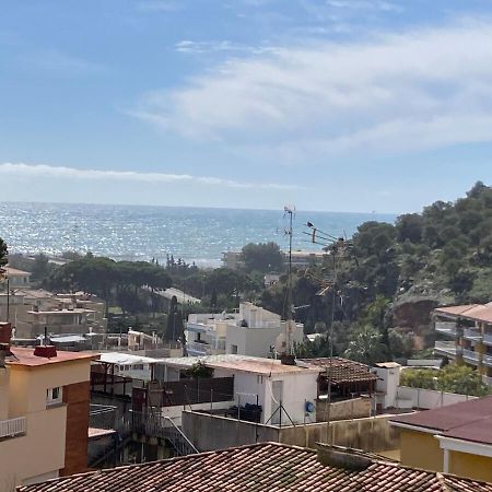 Apartamento Con Vistas Al Mar Castelldefels Luaran gambar
